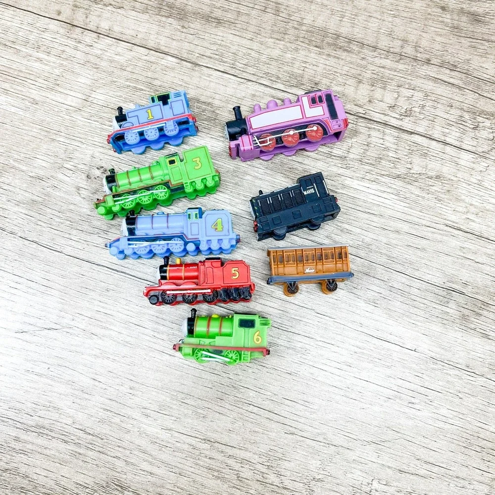 Thomas & Friends Mini Train Engine Lot of 8 Thomas James Percy Gordon Mavis